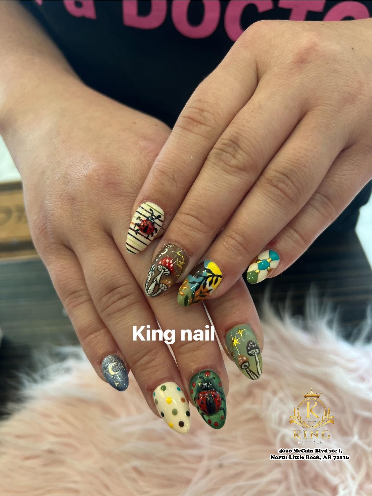 Elegant nails